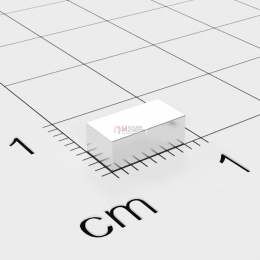 8 x 4 x 2 mm - Прямоугольный магнит